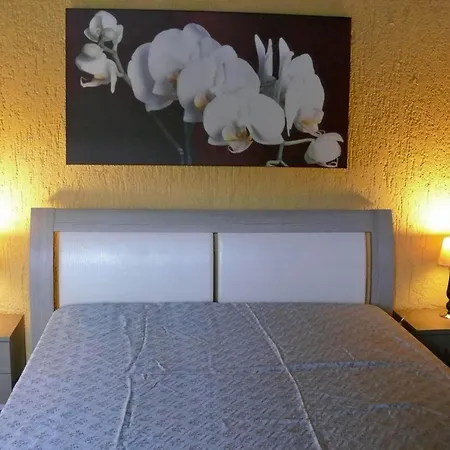 Semesterbostad Casa Ronco Al